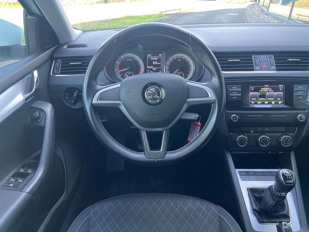 skoda-octavia-1-2-tsi-81kw-edition-servis - 8