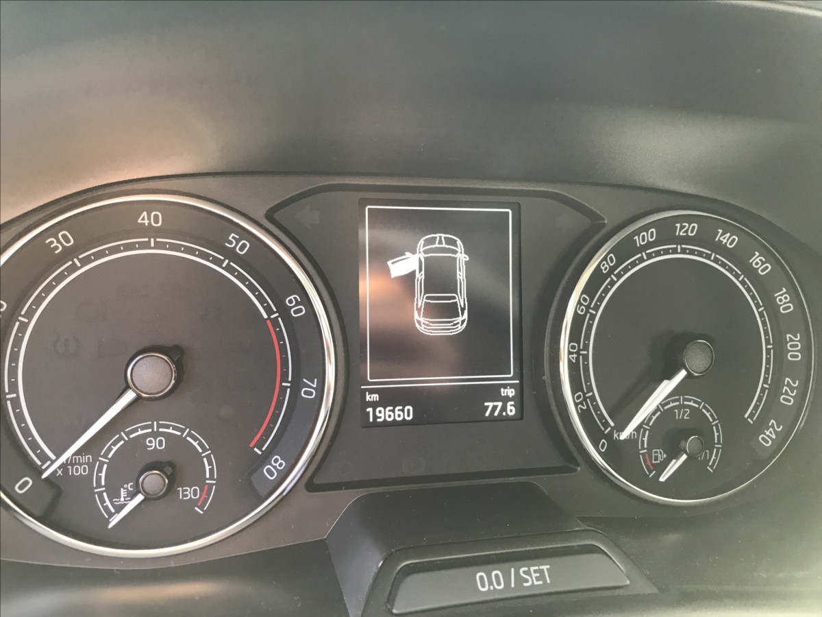 skoda-fabia-1-0-tsi-70kw - 8