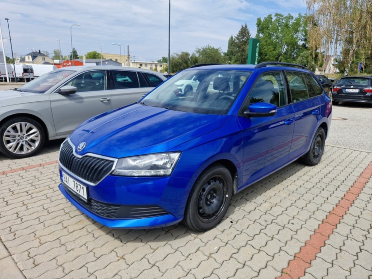 skoda-fabia-1-0-tsi-combi-70kw - 4