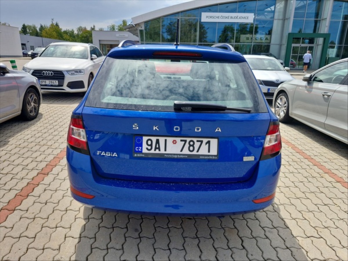 skoda-fabia-1-0-tsi-combi-70kw - 5