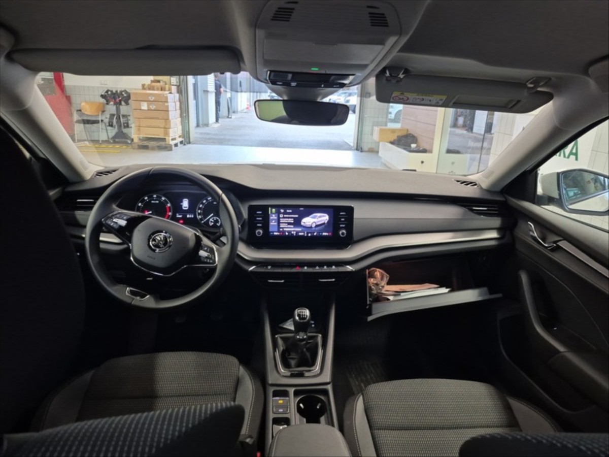 skoda-octavia-1-5-tsi-110kw-combi - 2
