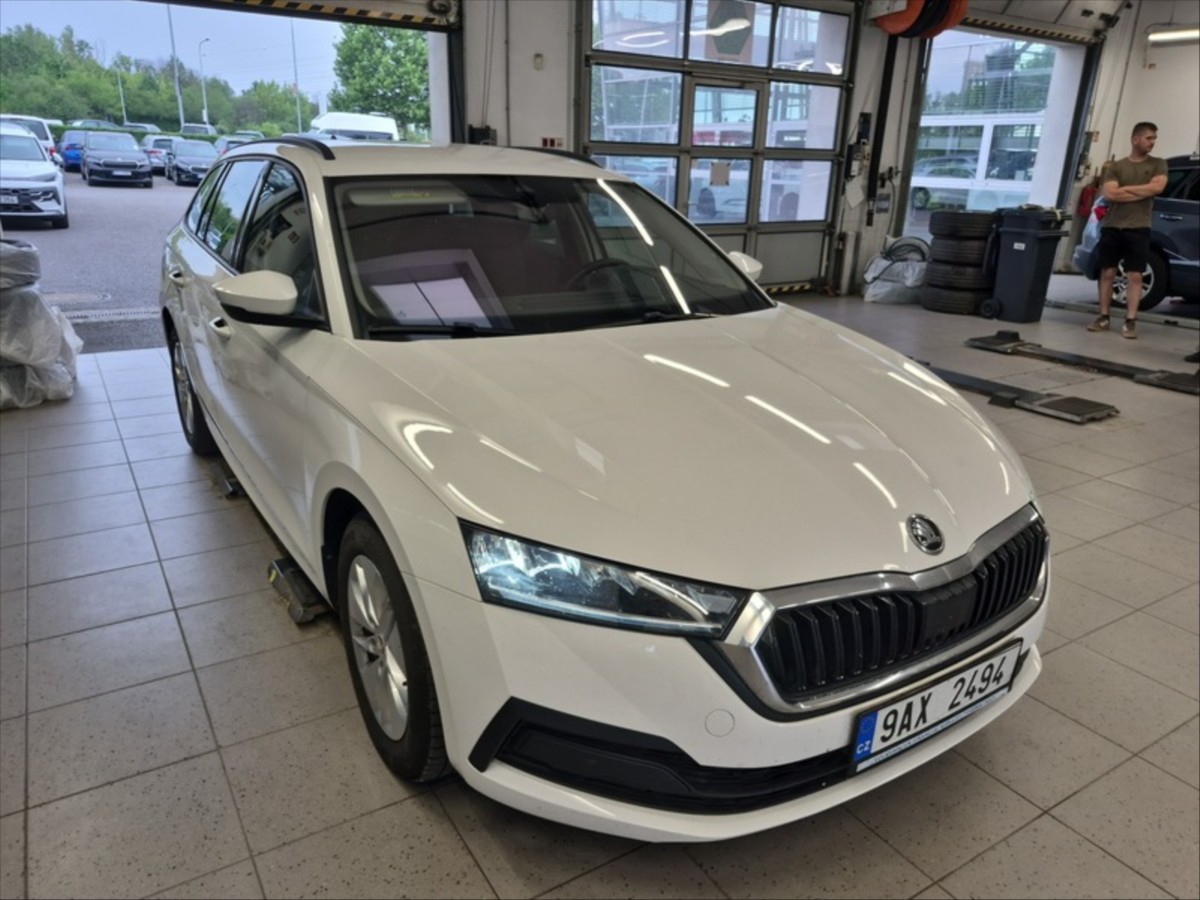 skoda-octavia-1-5-tsi-110kw-combi - 6