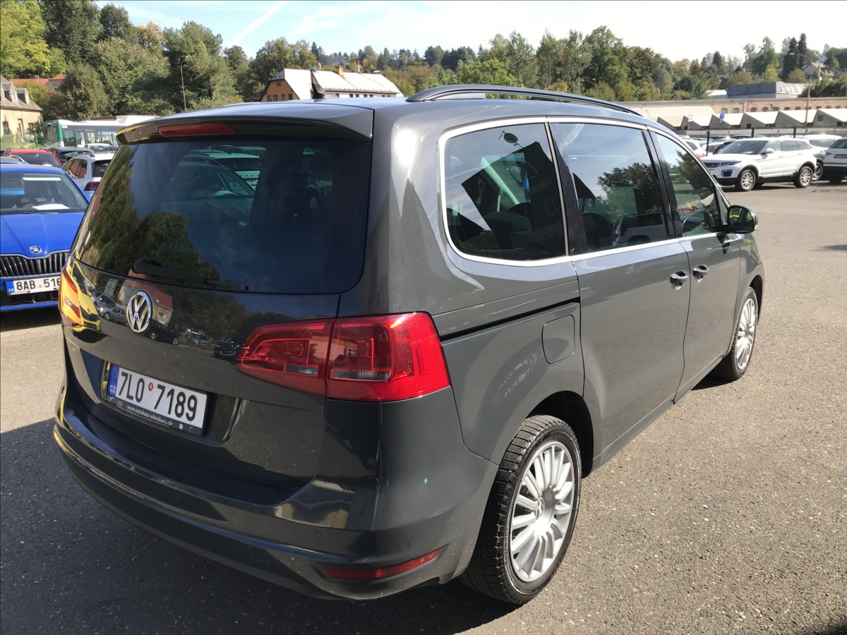 volkswagen-sharan-2-0-tdi-103kw - 5