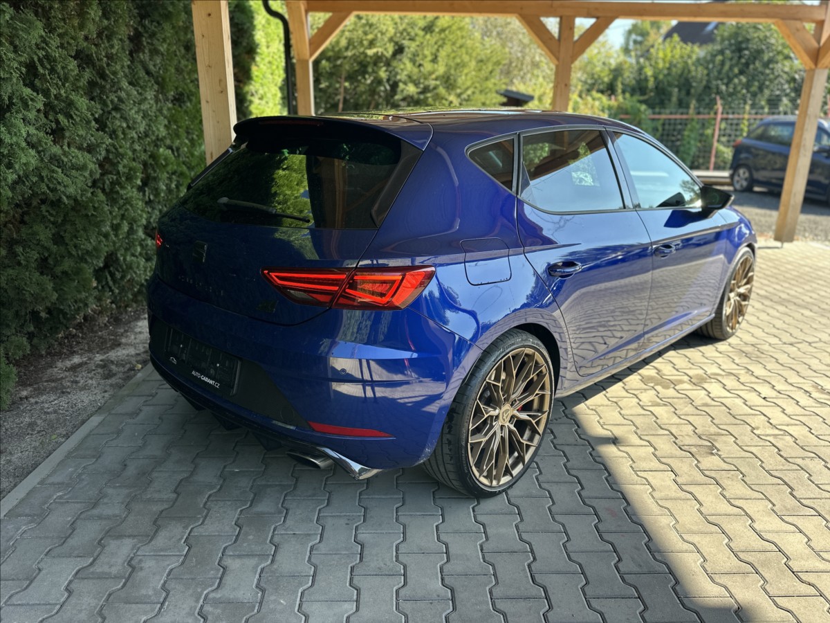 seat-leon-2-0-tsi-221kw-cupra-carbon - 3