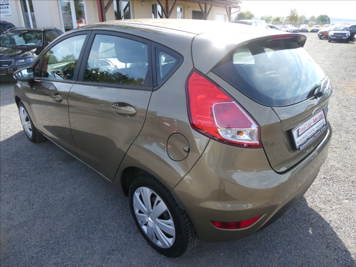 ford-fiesta-1-2-i-60kw-1-majitel-serviska - 6