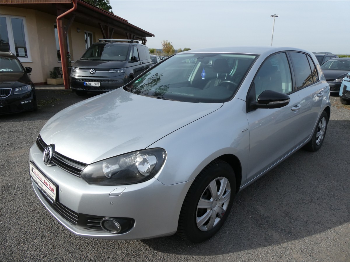 volkswagen-golf-1-2-tsi-77kw-match-serviska - 2