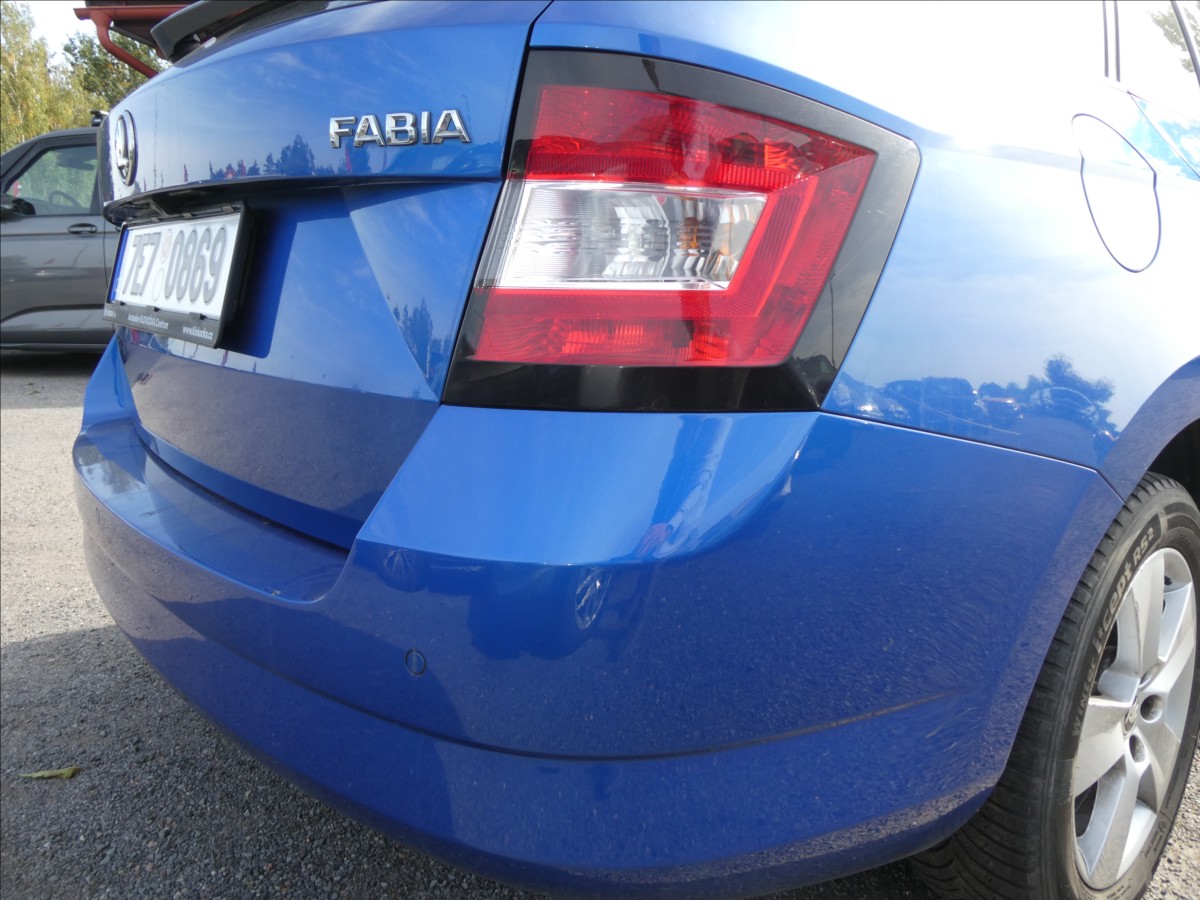 skoda-fabia-1-0-tsi-81kw-style-cr-navigace - 9