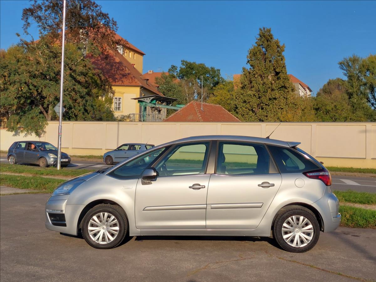 citroen-c4-picasso-1-6-i-top-stav-bez-koroze - 7