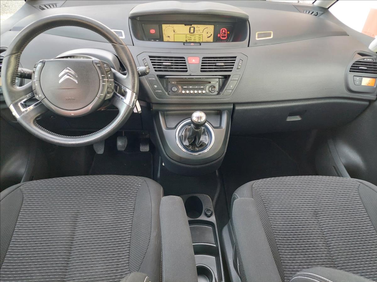 citroen-c4-picasso-1-6-i-top-stav-bez-koroze - 9