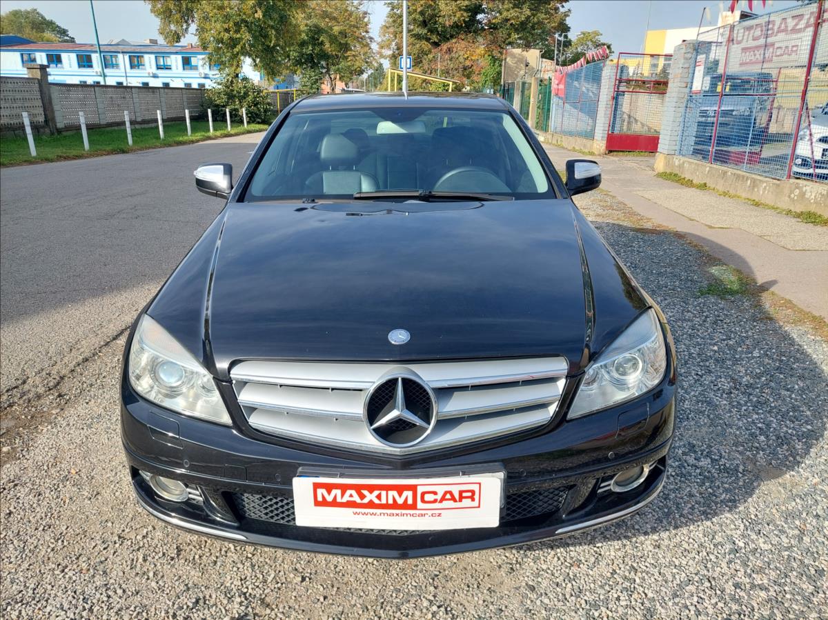 mercedes-benz-tridy-c-2-2-cdi-c220 - 1