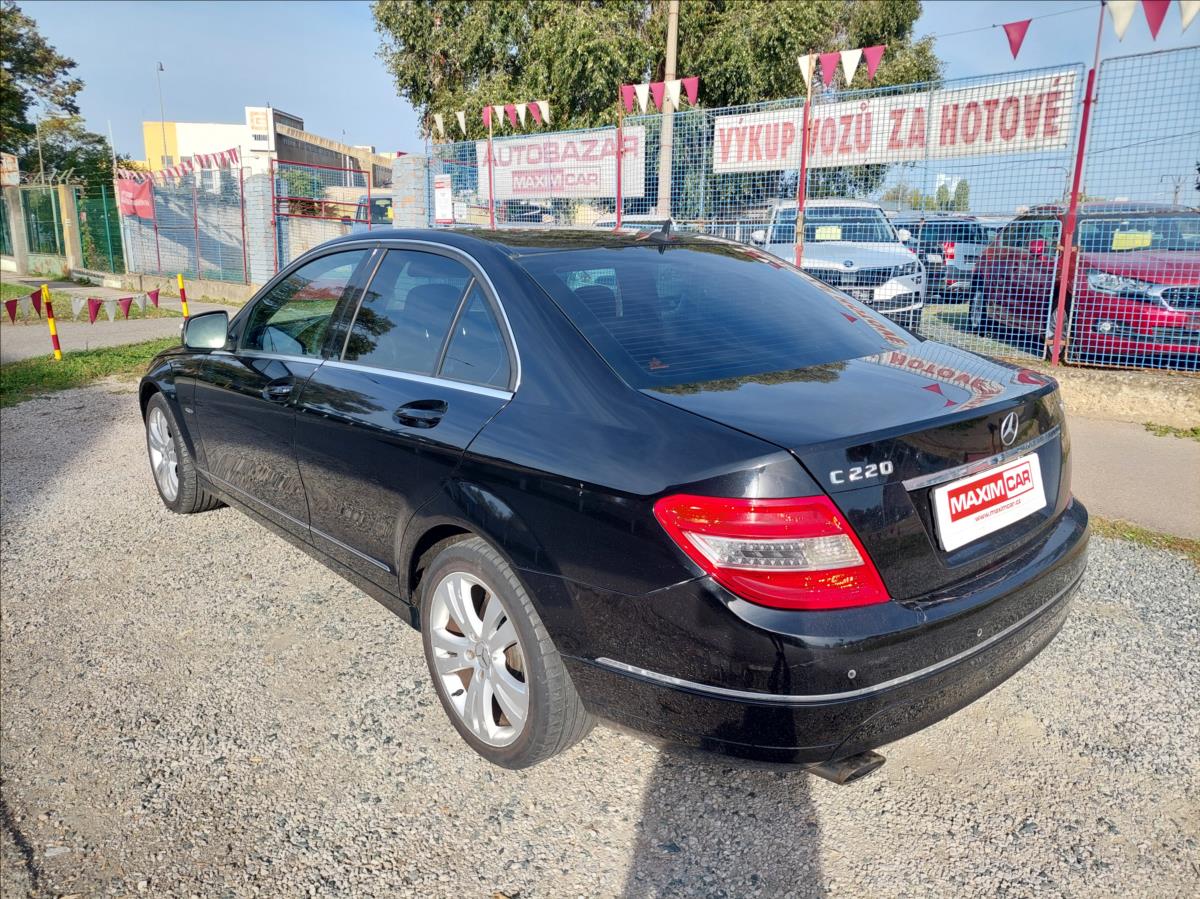 mercedes-benz-tridy-c-2-2-cdi-c220 - 4