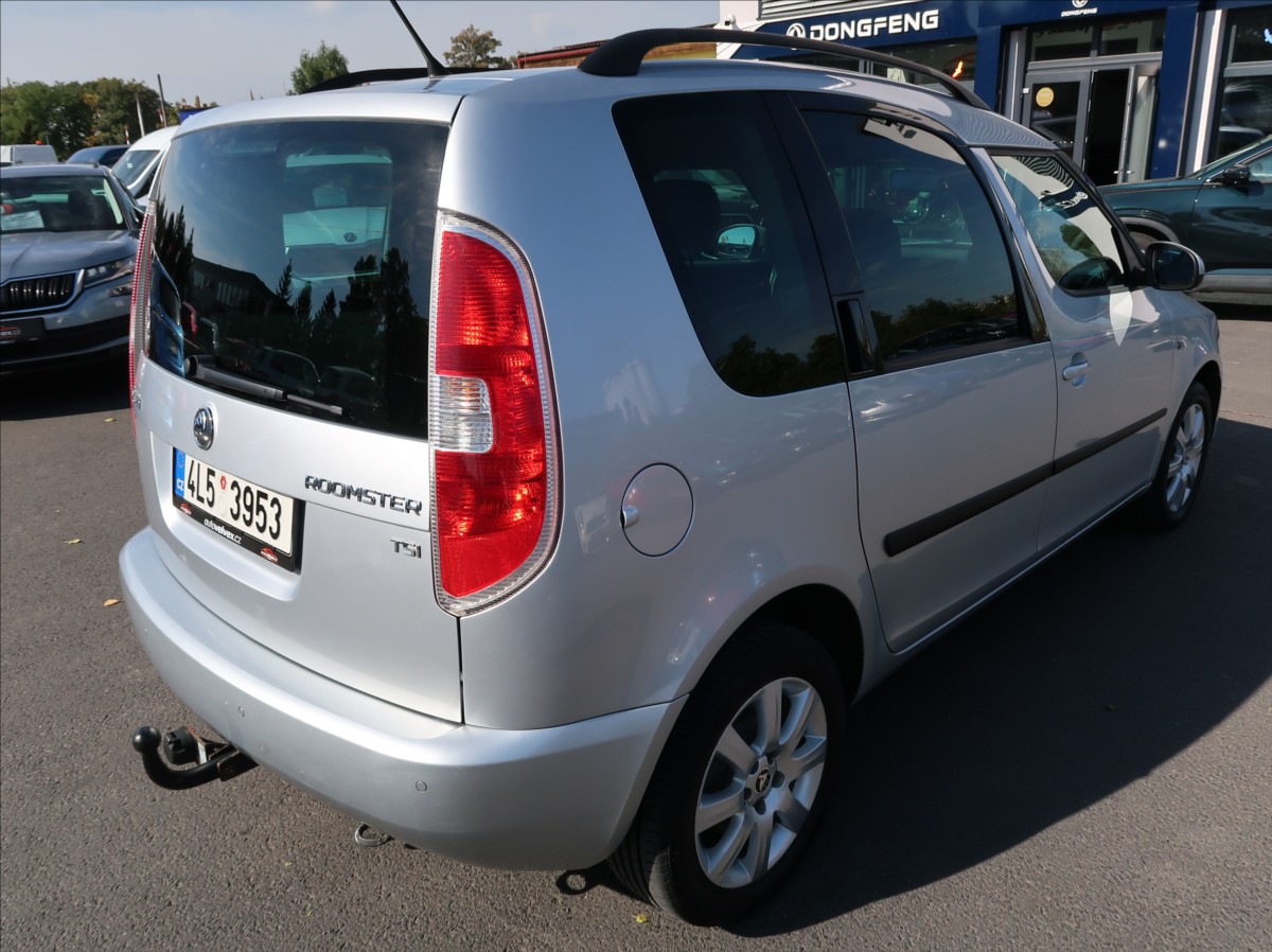 skoda-roomster-1-2-tsi-63kw-1majcr-klima-tazne - 2