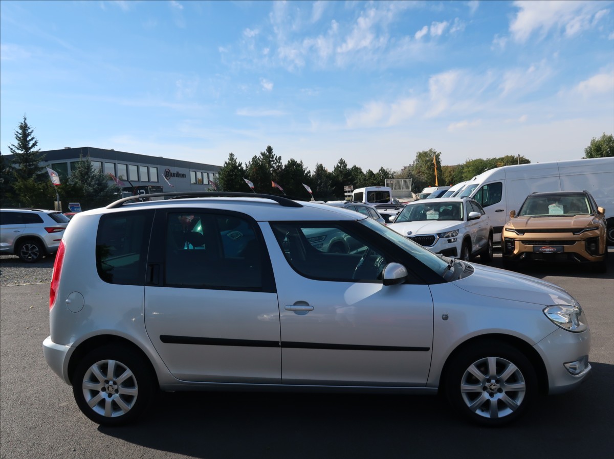 skoda-roomster-1-2-tsi-63kw-1majcr-klima-tazne - 4