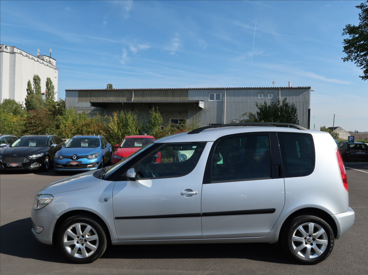 skoda-roomster-1-2-tsi-63kw-1majcr-klima-tazne - 5