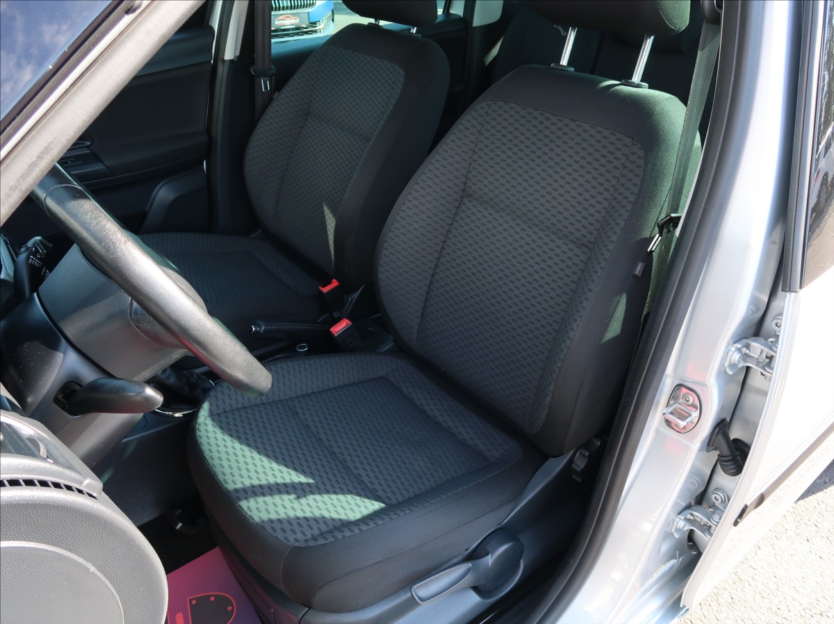 skoda-roomster-1-2-tsi-63kw-1majcr-klima-tazne - 9