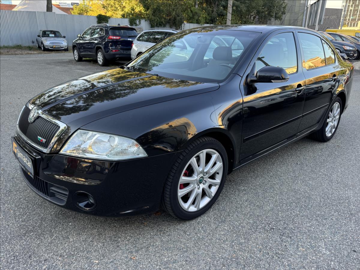 skoda-octavia-2-0-rs-garazovano-rs - 3