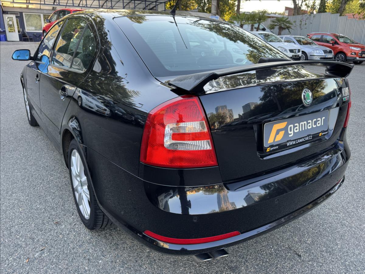 skoda-octavia-2-0-rs-garazovano-rs - 8