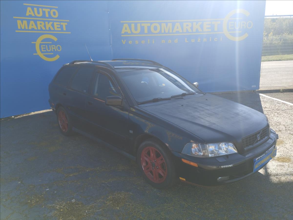 volvo-v40-1-8-90kw - 2