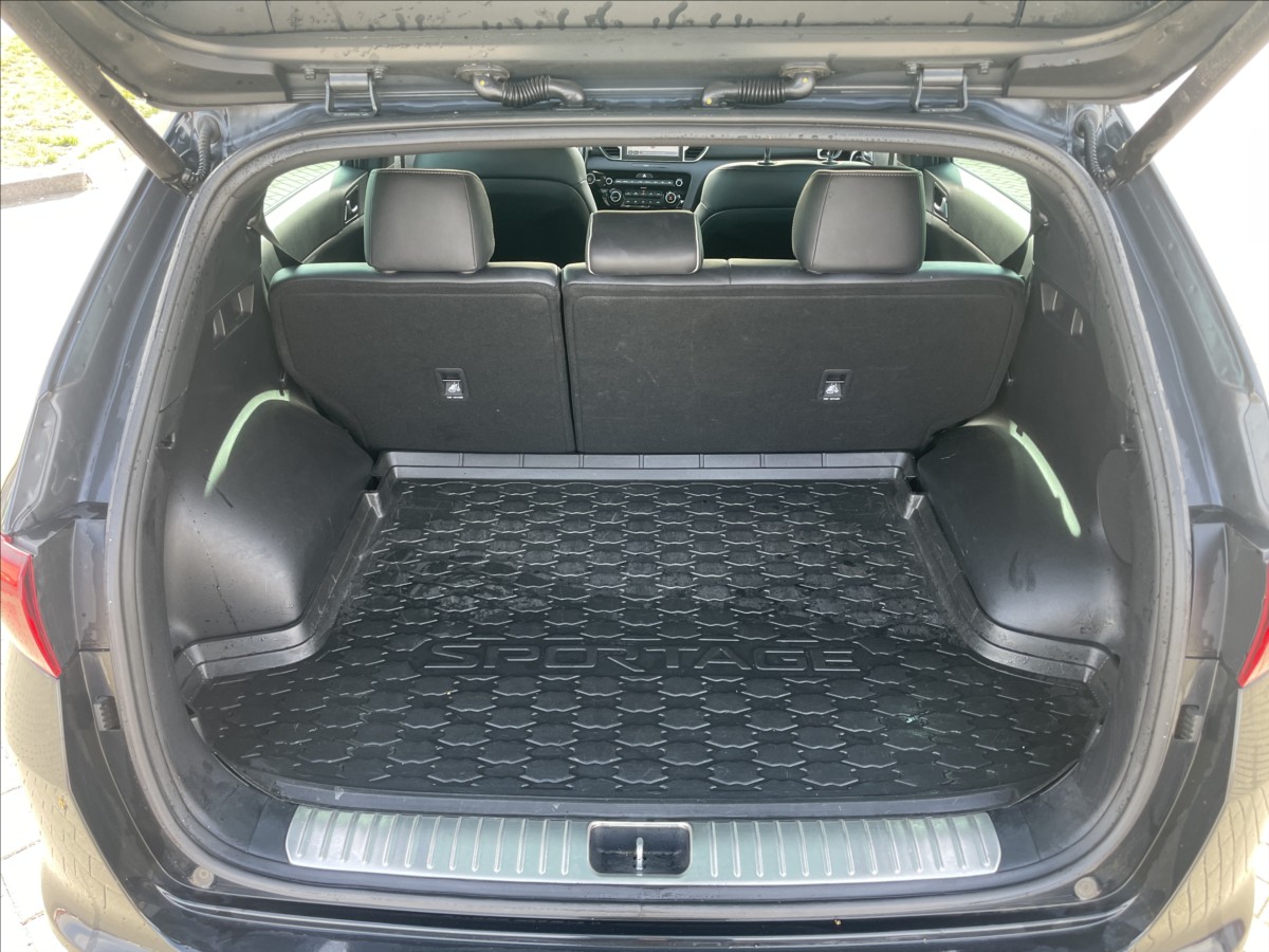 kia-sportage-1-6-gdi-130kw-4x4-gt-line-czauto - 8