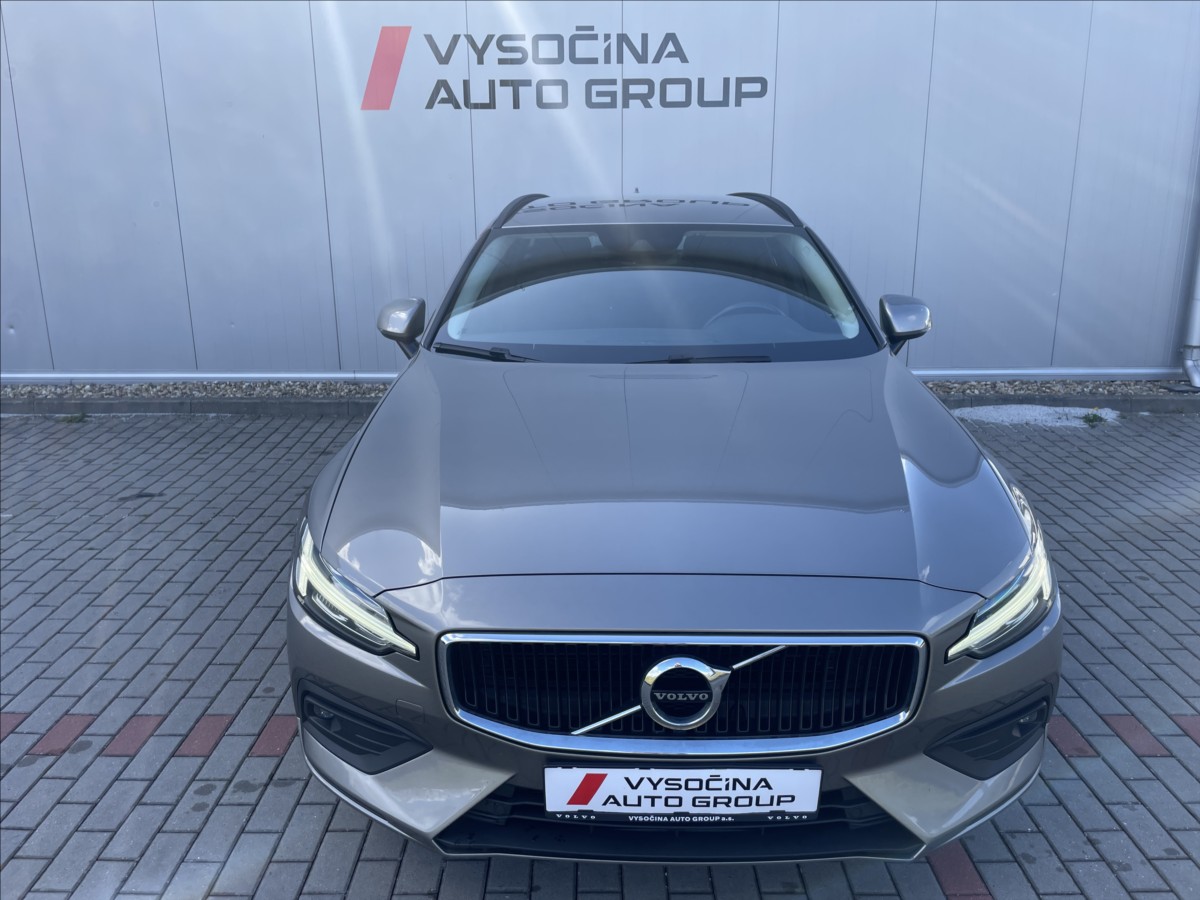 volvo-v60-2-0-d3-momentum-aut - 2