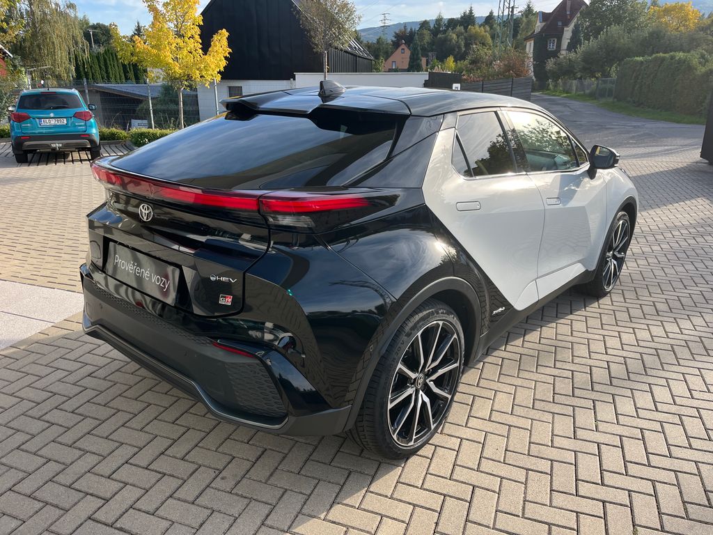 toyota-c-hr-2-0-hev-4x4-gr-sport-premiere-edition - 5