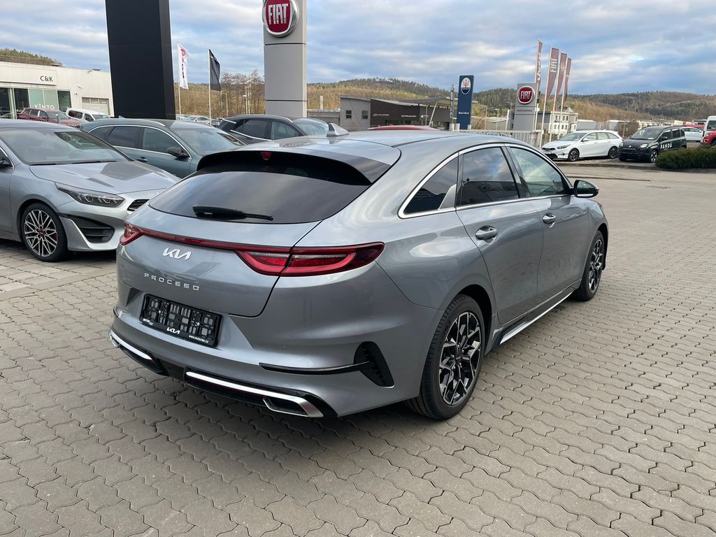 kia-pro-ceed-1-5-t-gdi-gpf-7dct-gt-line-plus - 6