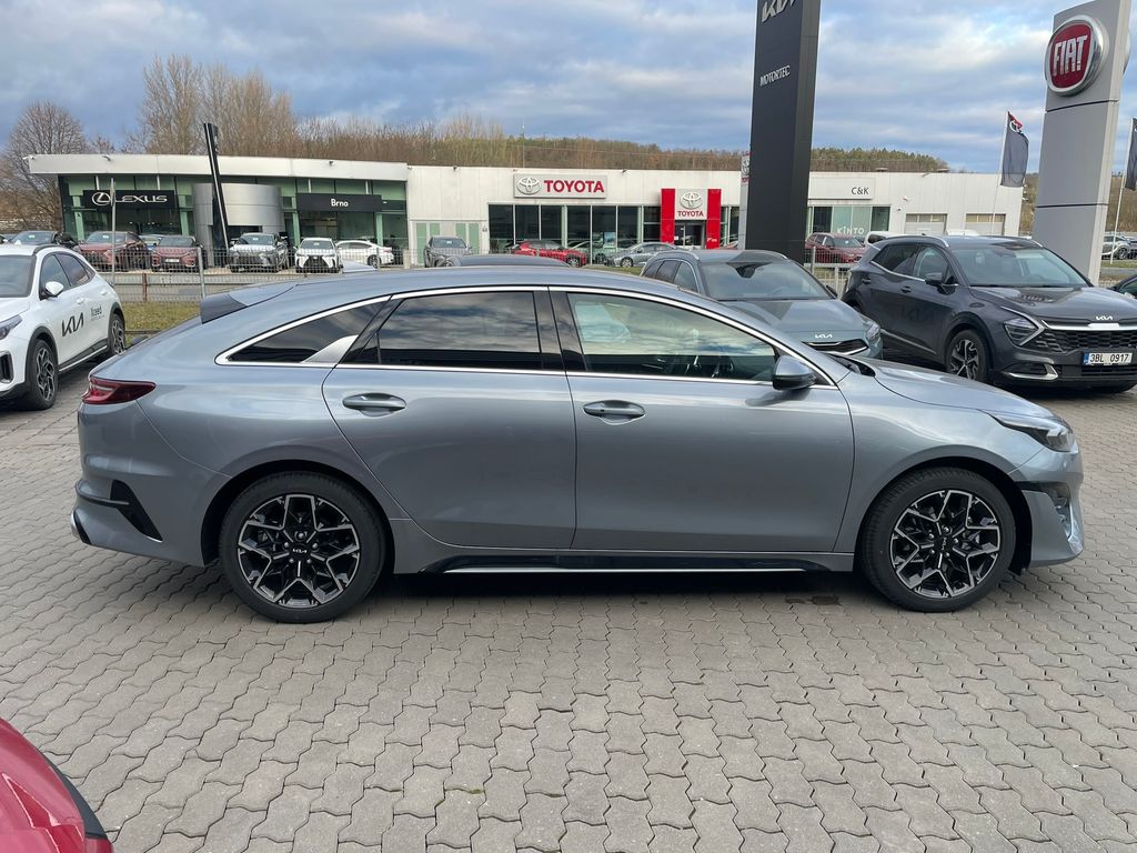 kia-pro-ceed-1-5-t-gdi-gpf-7dct-gt-line-plus - 7