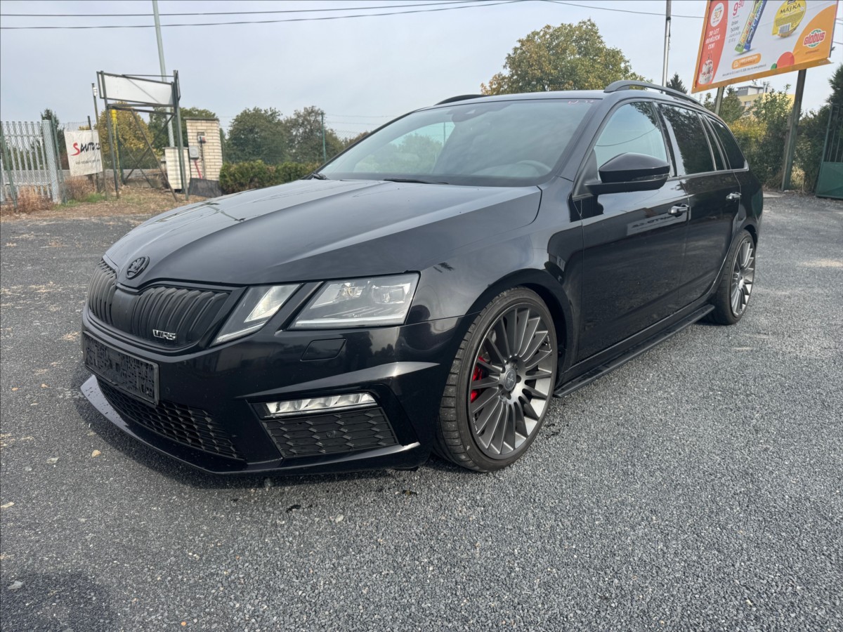 Škoda Octavia 2,0 TDi RS, 4x4, DSG, serviska