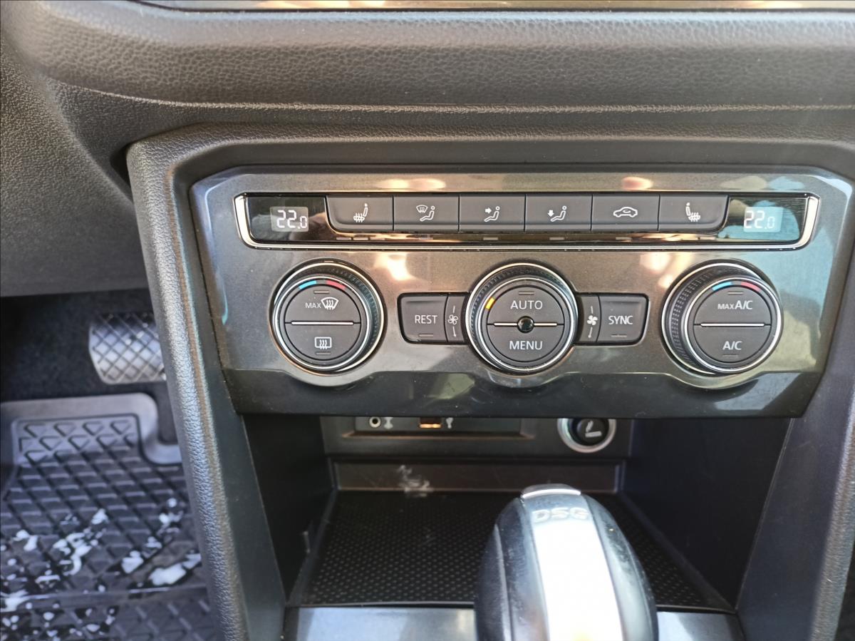 volkswagen-tiguan-2-0-2-0-tdi-110-kw-dsg-automat - 9