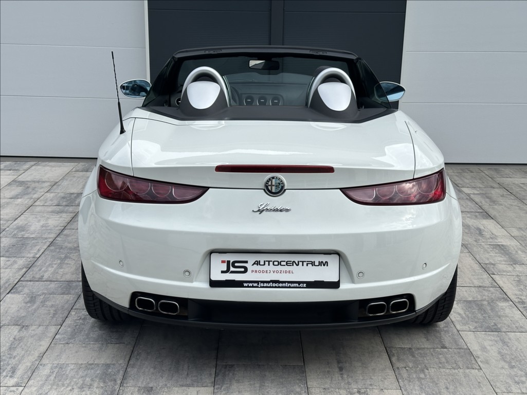 alfa-romeo-spider-2-2-jts-185ps-exclusive - 7