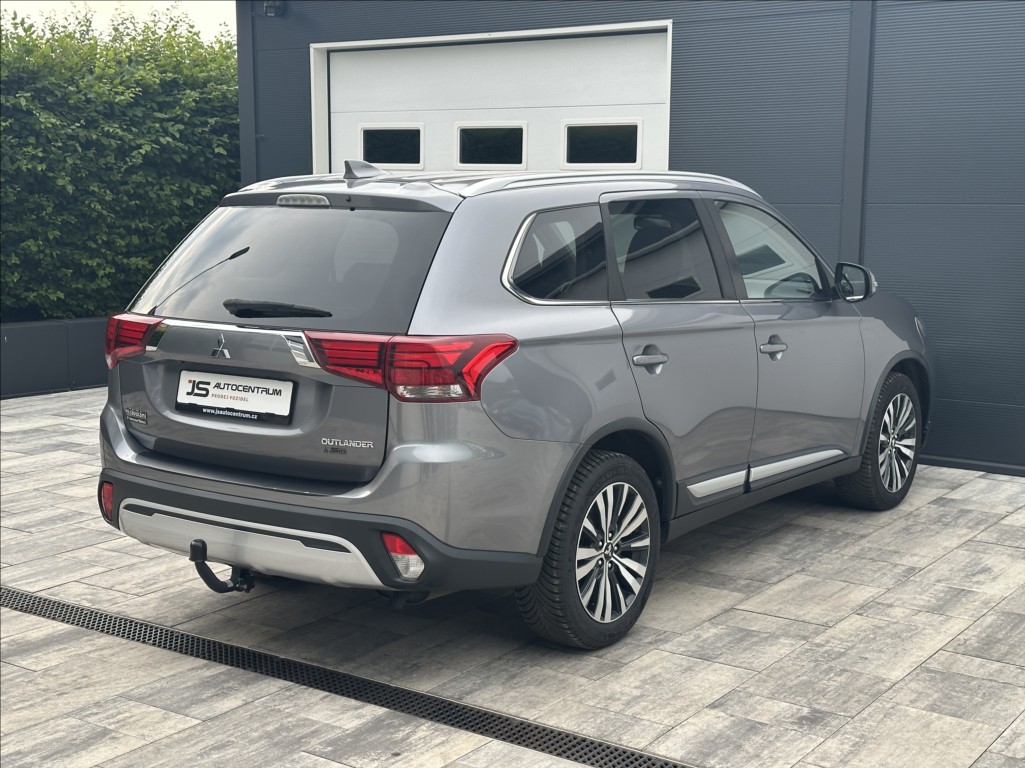 mitsubishi-outlander-2-0-150ps-active-a-t - 6
