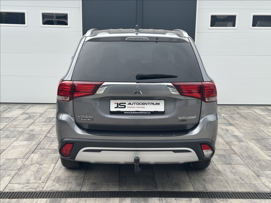 mitsubishi-outlander-2-0-150ps-active-a-t - 7