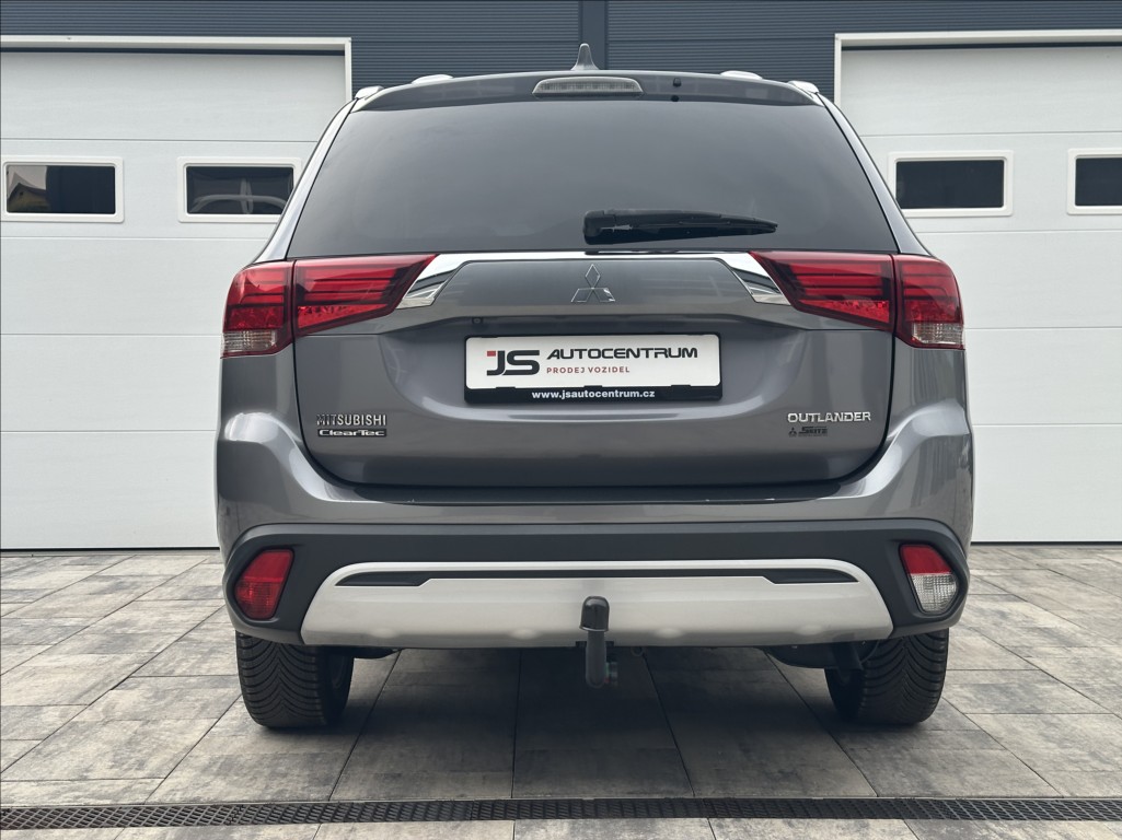 mitsubishi-outlander-2-0-150ps-active-a-t - 8