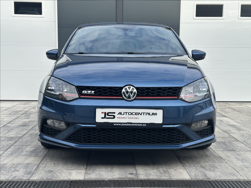 volkswagen-polo-1-8-tsi-192ps-gti-dsg - 3
