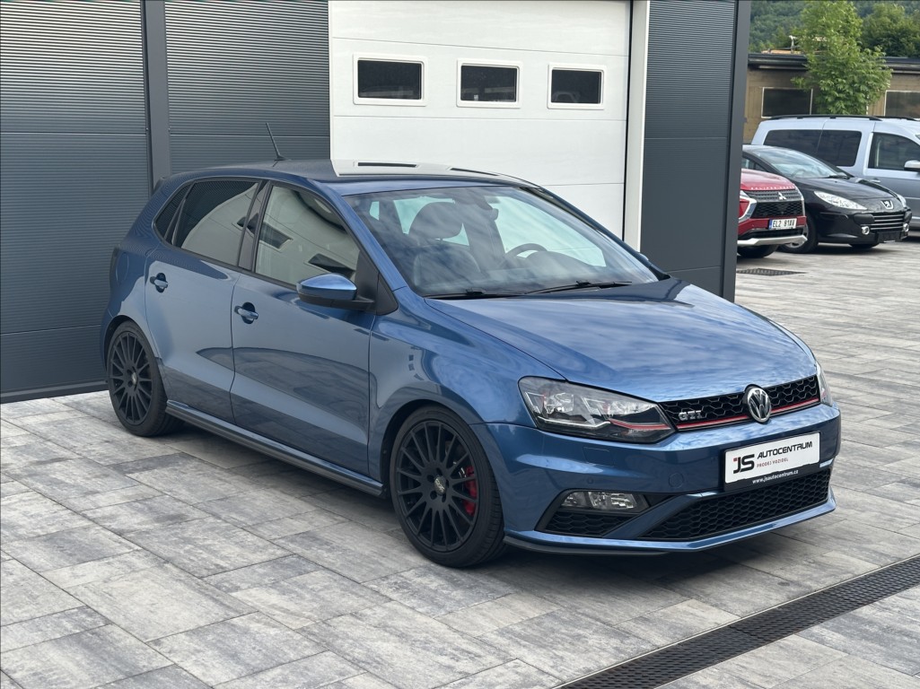 volkswagen-polo-1-8-tsi-192ps-gti-dsg - 4