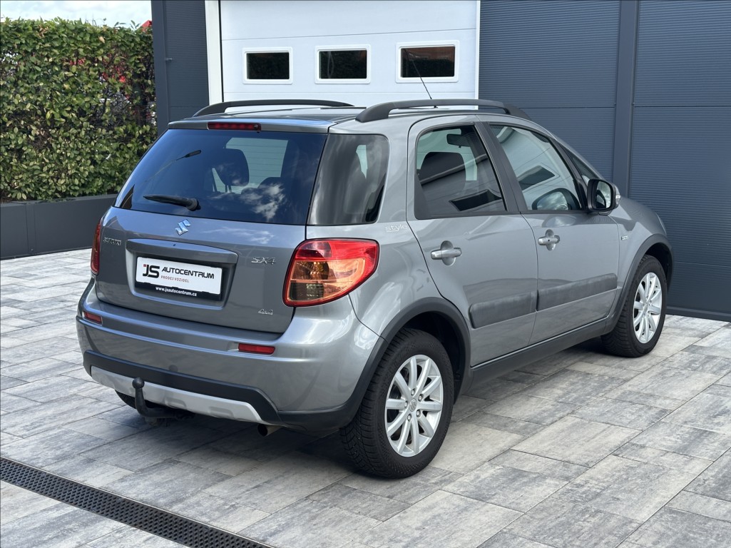 suzuki-sx4-2-0-ddis-135ps-style-4x4 - 6
