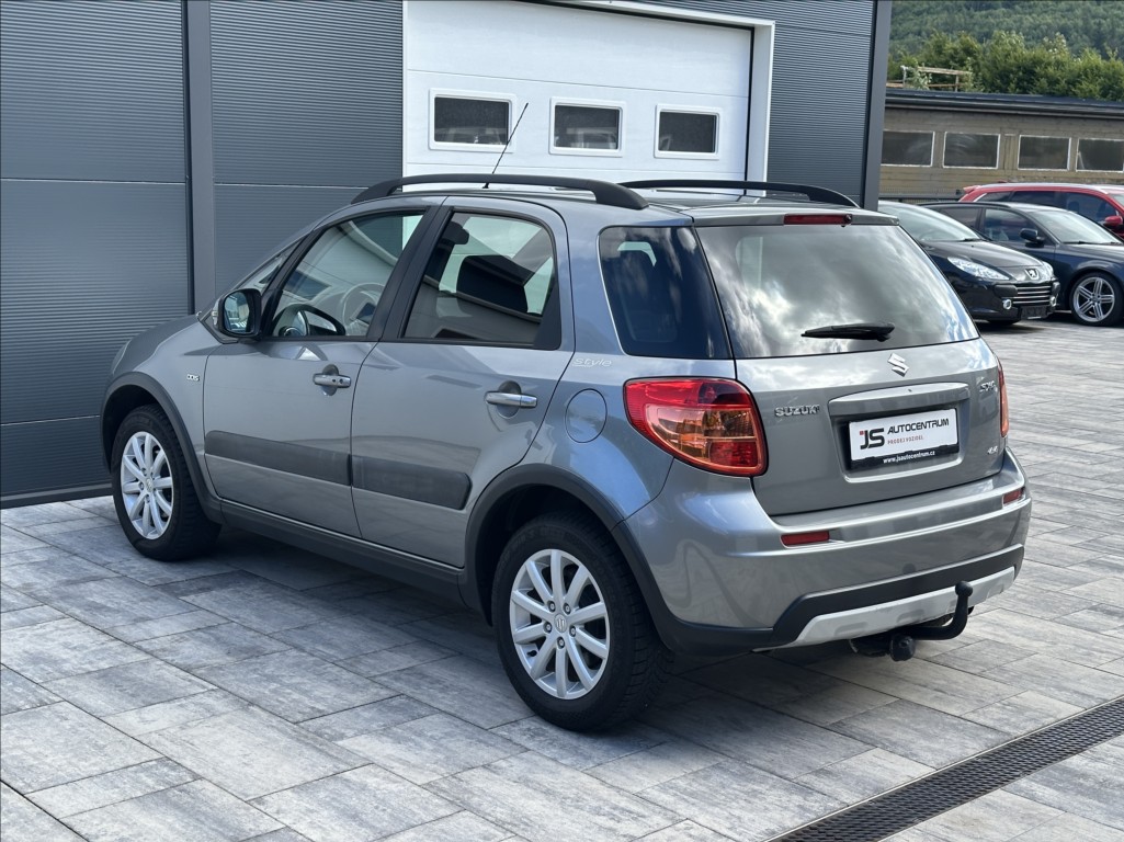 suzuki-sx4-2-0-ddis-135ps-style-4x4 - 9