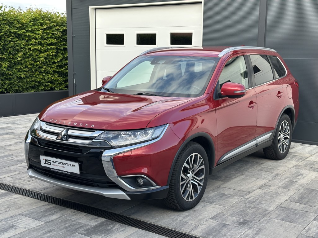 mitsubishi-outlander-2-2-di-d-150ps-intense-7-4x4-a-t - 1