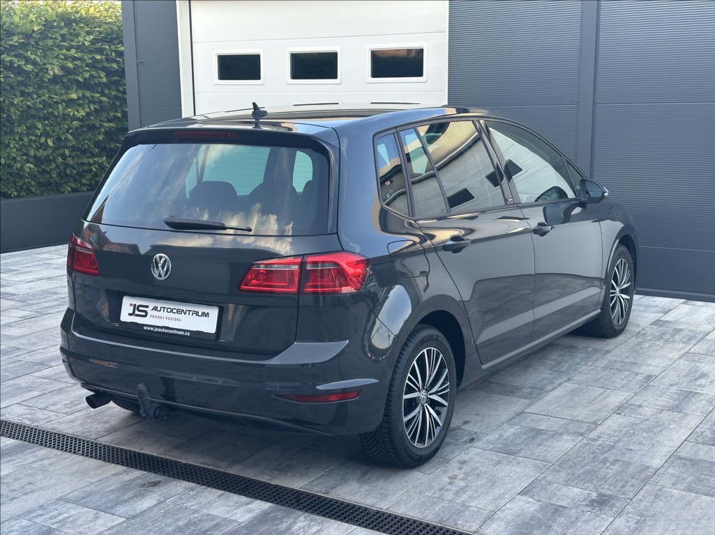 volkswagen-golf-sportsvan-1-2-tsi-110ps-allstar - 6
