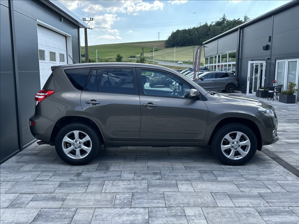 toyota-rav4-2-0-158ps-life-a-t-4x4 - 5