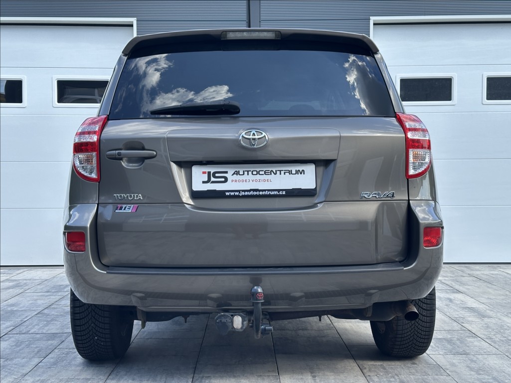 toyota-rav4-2-0-158ps-life-a-t-4x4 - 8