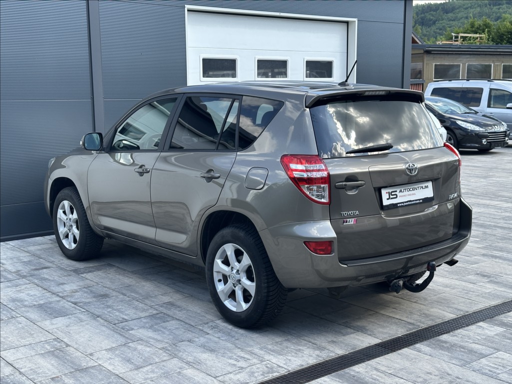 toyota-rav4-2-0-158ps-life-a-t-4x4 - 9