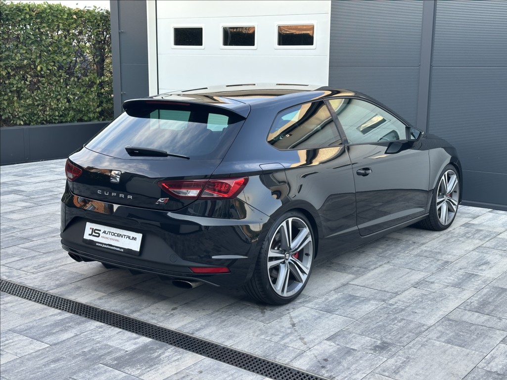seat-leon-2-0-tsi-290ps-sc-cupra-m-t - 6