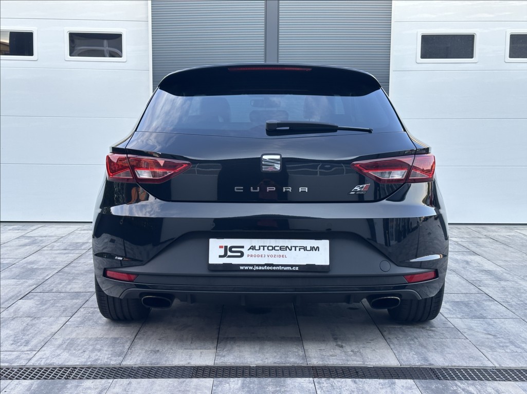 seat-leon-2-0-tsi-290ps-sc-cupra-m-t - 8