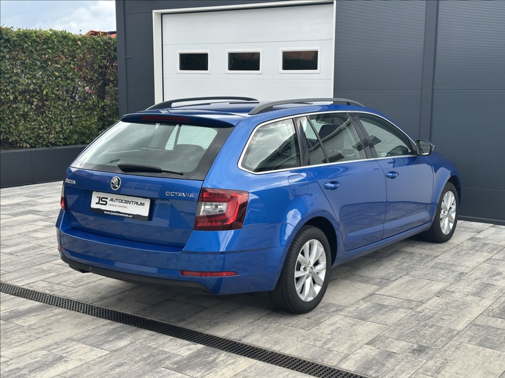 skoda-octavia-2-0-tdi-150ps-style-m-t - 6