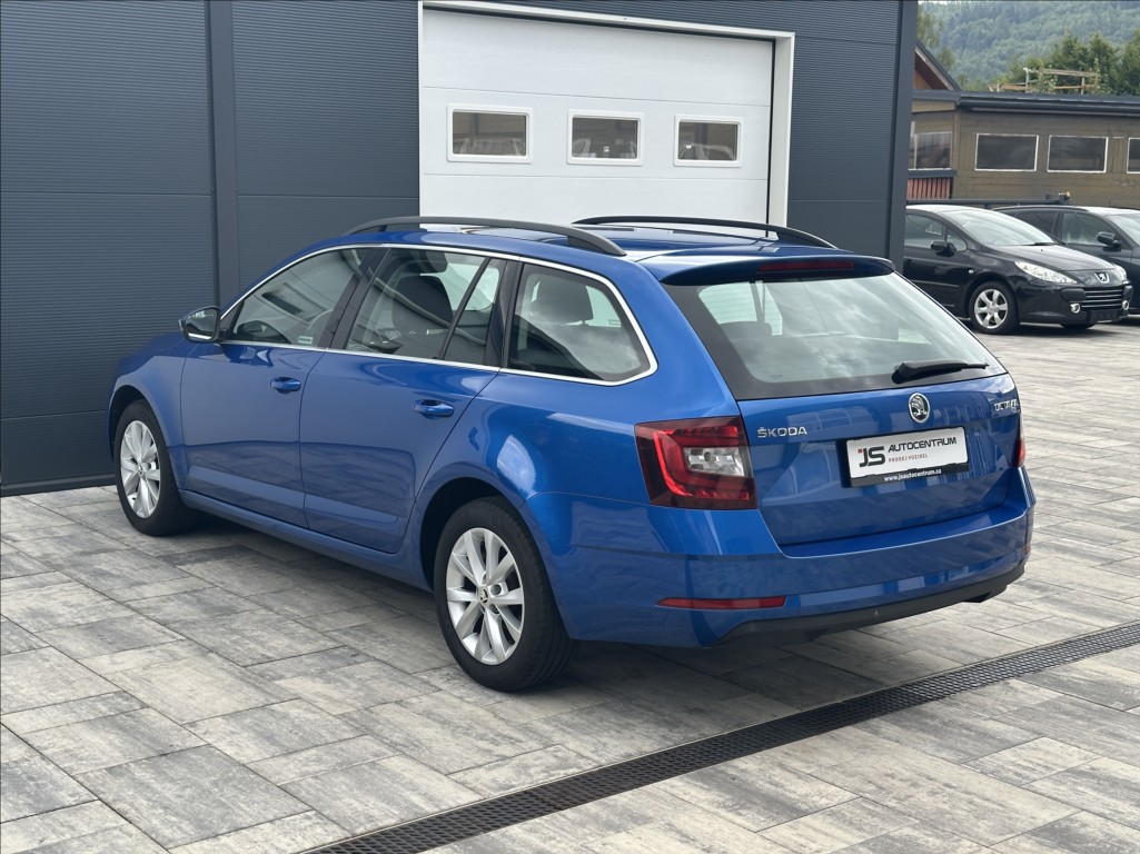skoda-octavia-2-0-tdi-150ps-style-m-t - 9