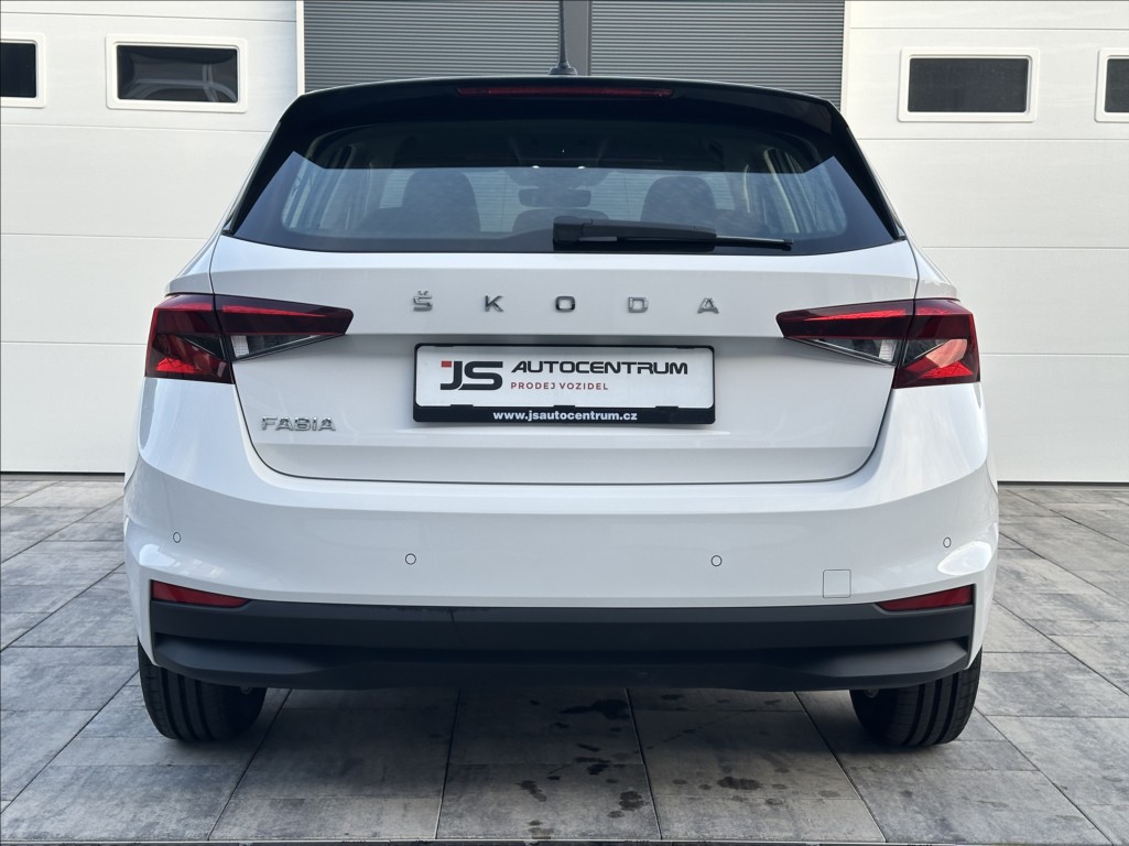 skoda-fabia-1-0-tsi-110ps-style-dsg - 8