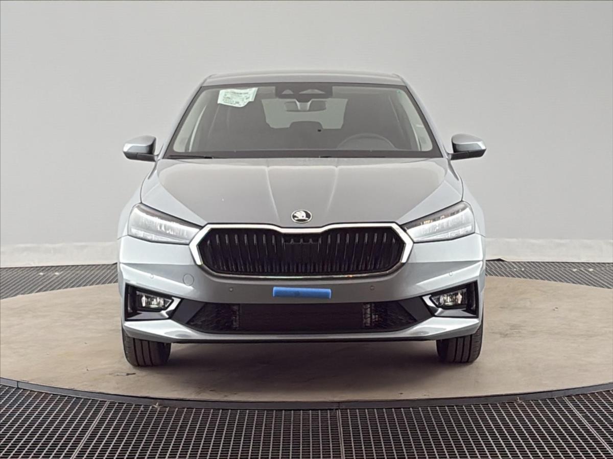 skoda-fabia-1-0-tsi-top-selec-dsg - 3