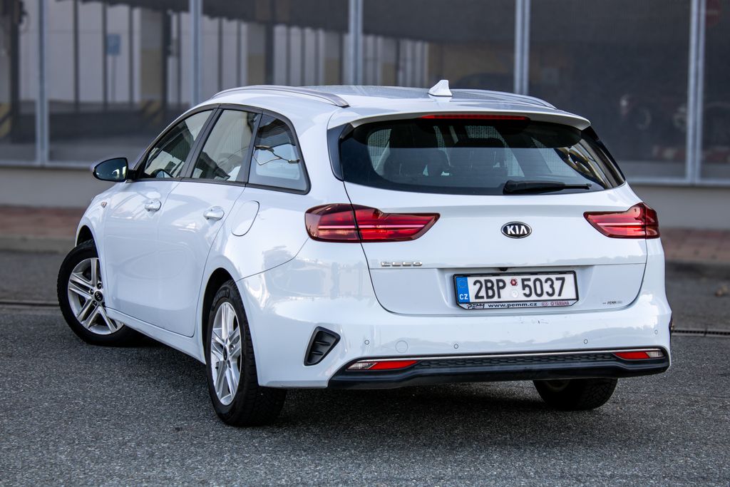 kia-ceed - 5
