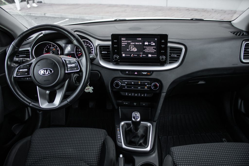 kia-ceed - 8
